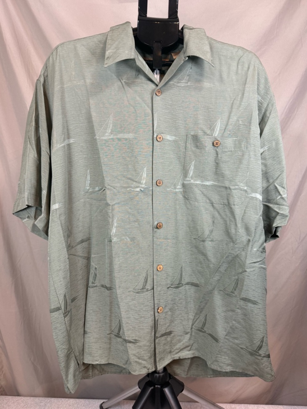 Bobby Chan Men’s Silk Button-Down Shirt - Pale Green - Size Large ⛵💚✨